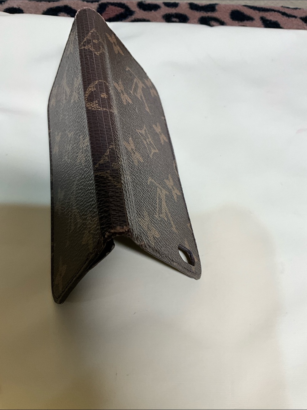 Louis Vuitton Brown Monogram IPhone-6S Wallet Case - Picture 5 of 5